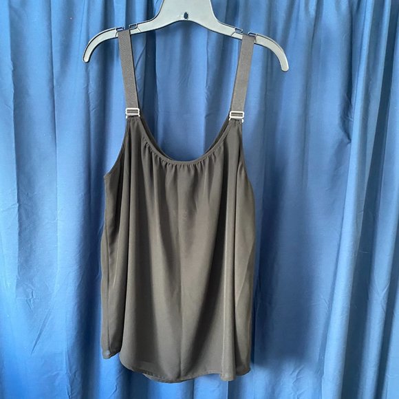 NWT- LANE BRYANT sleeveless top with rhinestones along the front - Picture 4 of 6